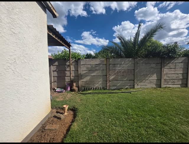 3 BEDROOM HOUSE FOR SALE IN VANDERBIJLPARK SE 6